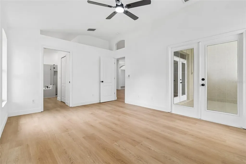 3041 Beaver Pond Trail Valrico FL 33596
