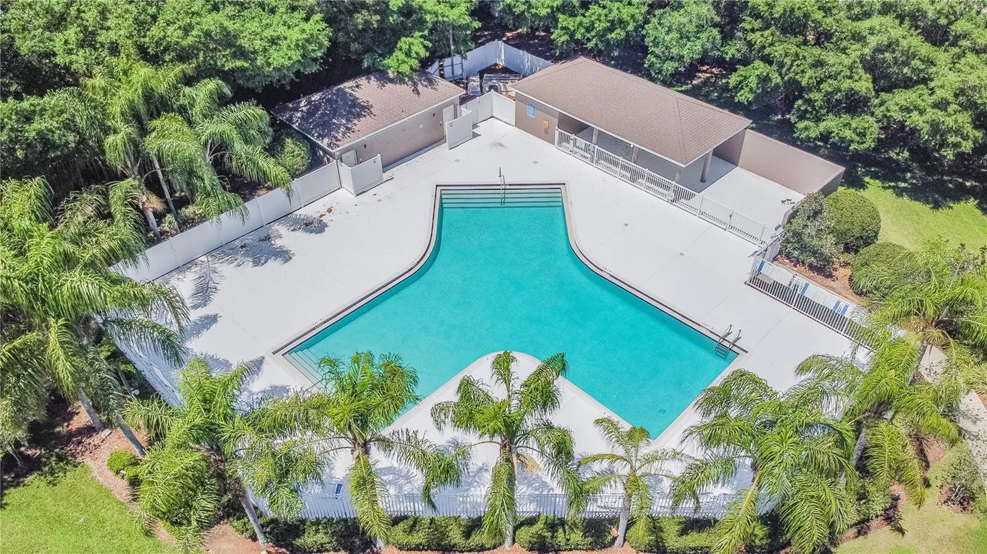 3041 Beaver Pond Trail Valrico FL 33596