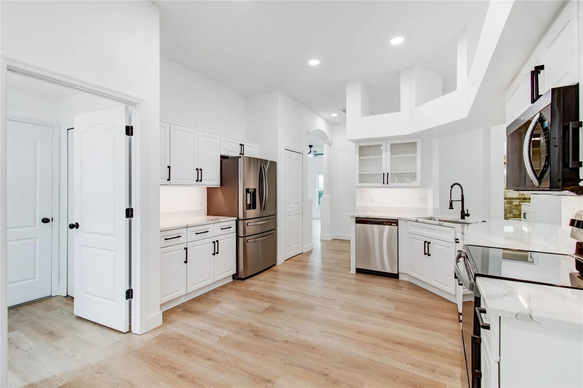 3041 Beaver Pond Trail Valrico FL 33596