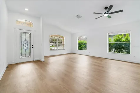 3041 Beaver Pond Trail Valrico FL 33596