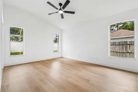 3041 Beaver Pond Trail Valrico FL 33596