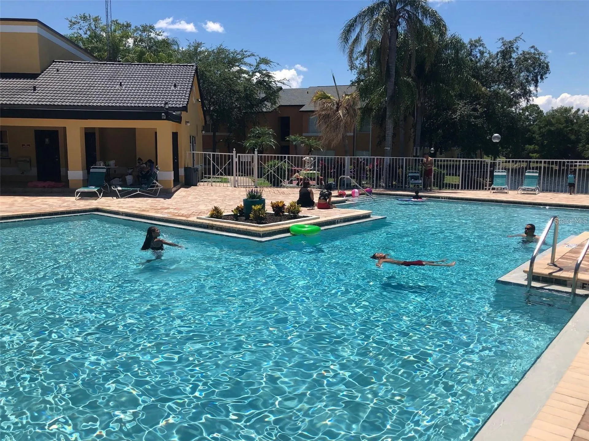 4572 Commander Drive Orlando FL 32822