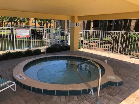 4572 Commander Drive Orlando FL 32822