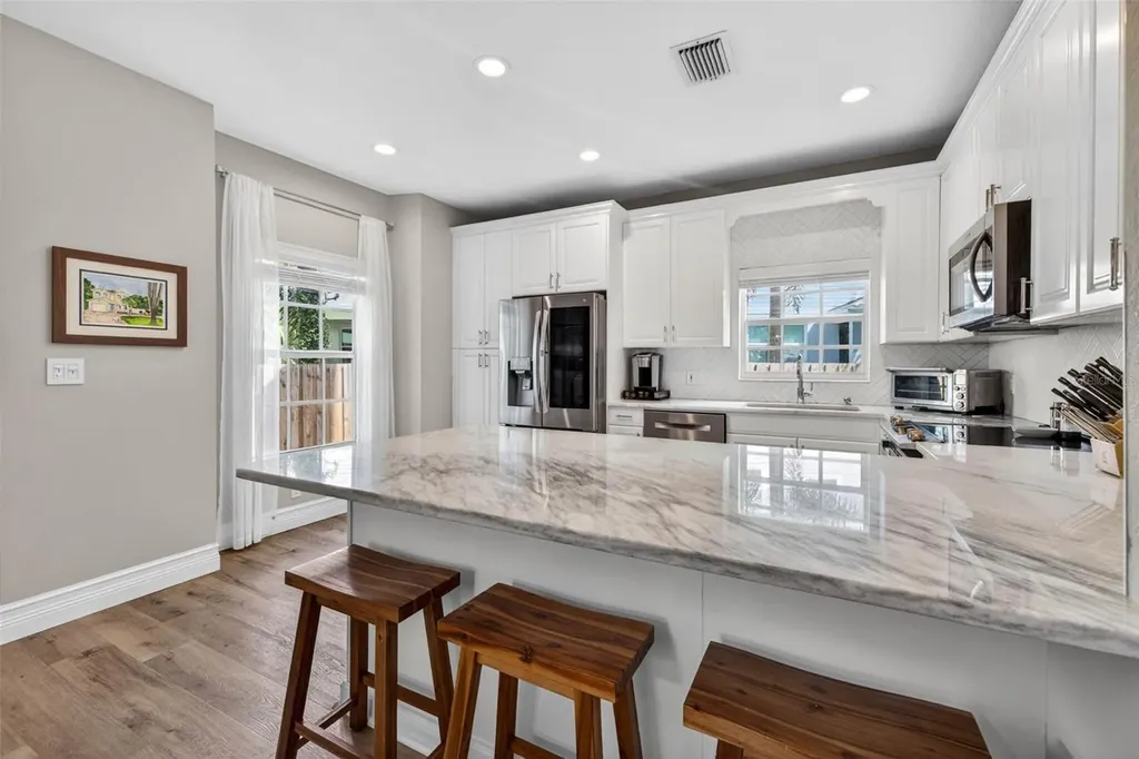 6007 S Russell Street Tampa FL 33611