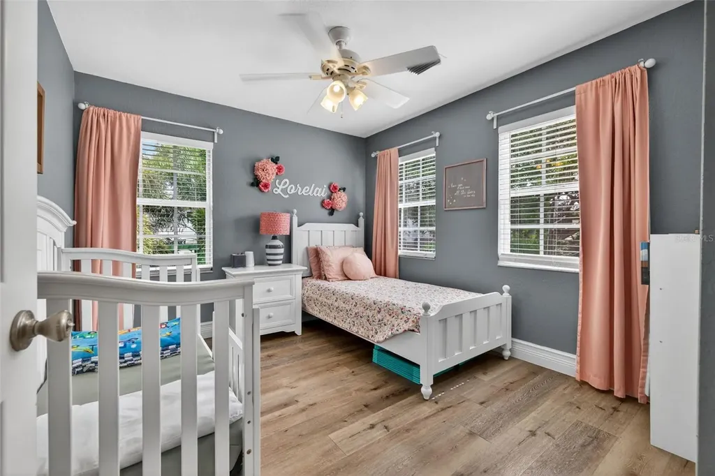6007 S Russell Street Tampa FL 33611