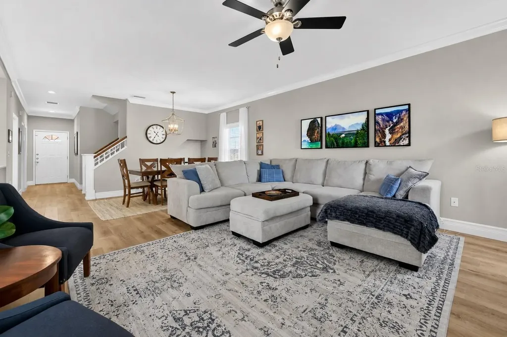 6007 S Russell Street Tampa FL 33611