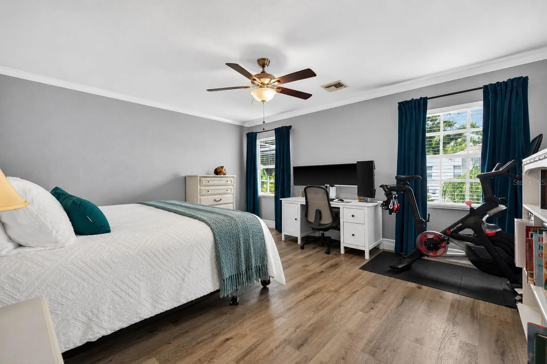 6007 S Russell Street Tampa FL 33611