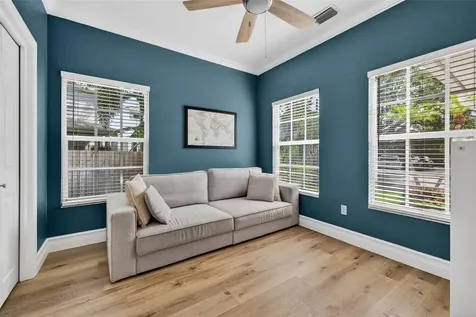 6007 S Russell Street Tampa FL 33611