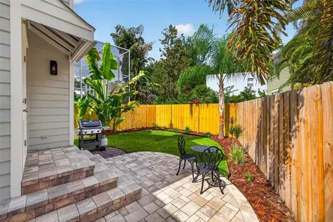6007 S Russell Street Tampa FL 33611