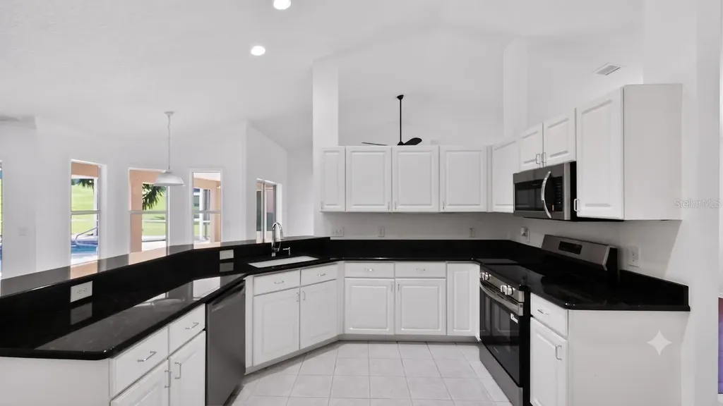 3325 Indian Trail Eustis FL 32726