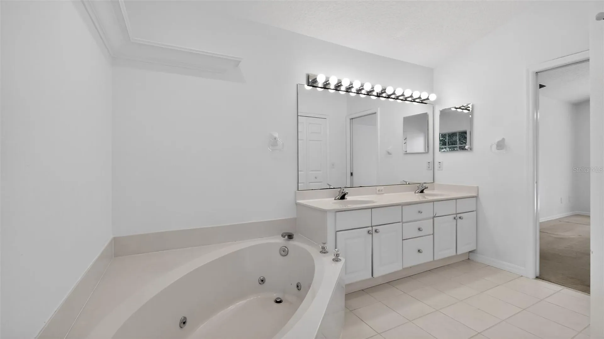 3325 Indian Trail Eustis FL 32726