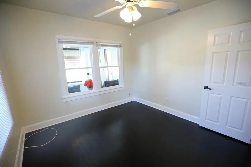 2521 4th Street S St Petersburg FL 33705