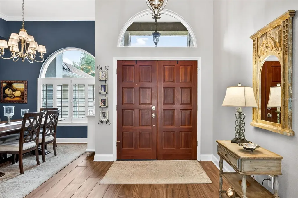 3904 S Nine Drive Valrico FL 33596