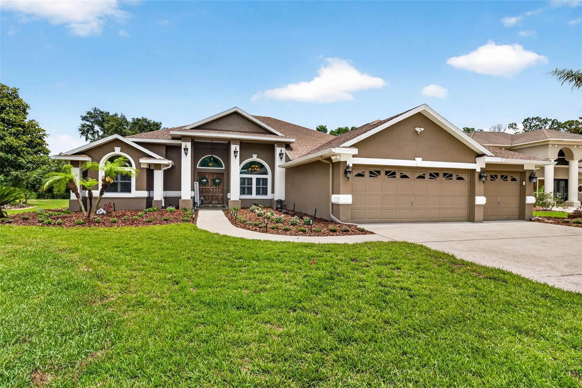 3904 S Nine Drive Valrico FL 33596