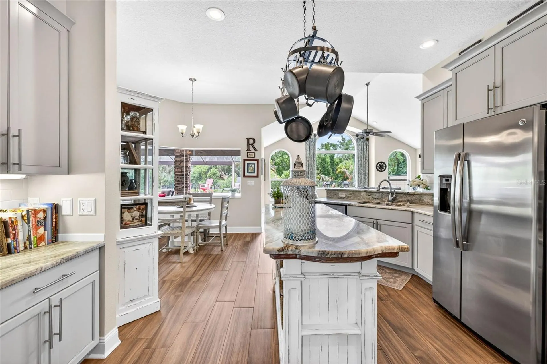 3904 S Nine Drive Valrico FL 33596