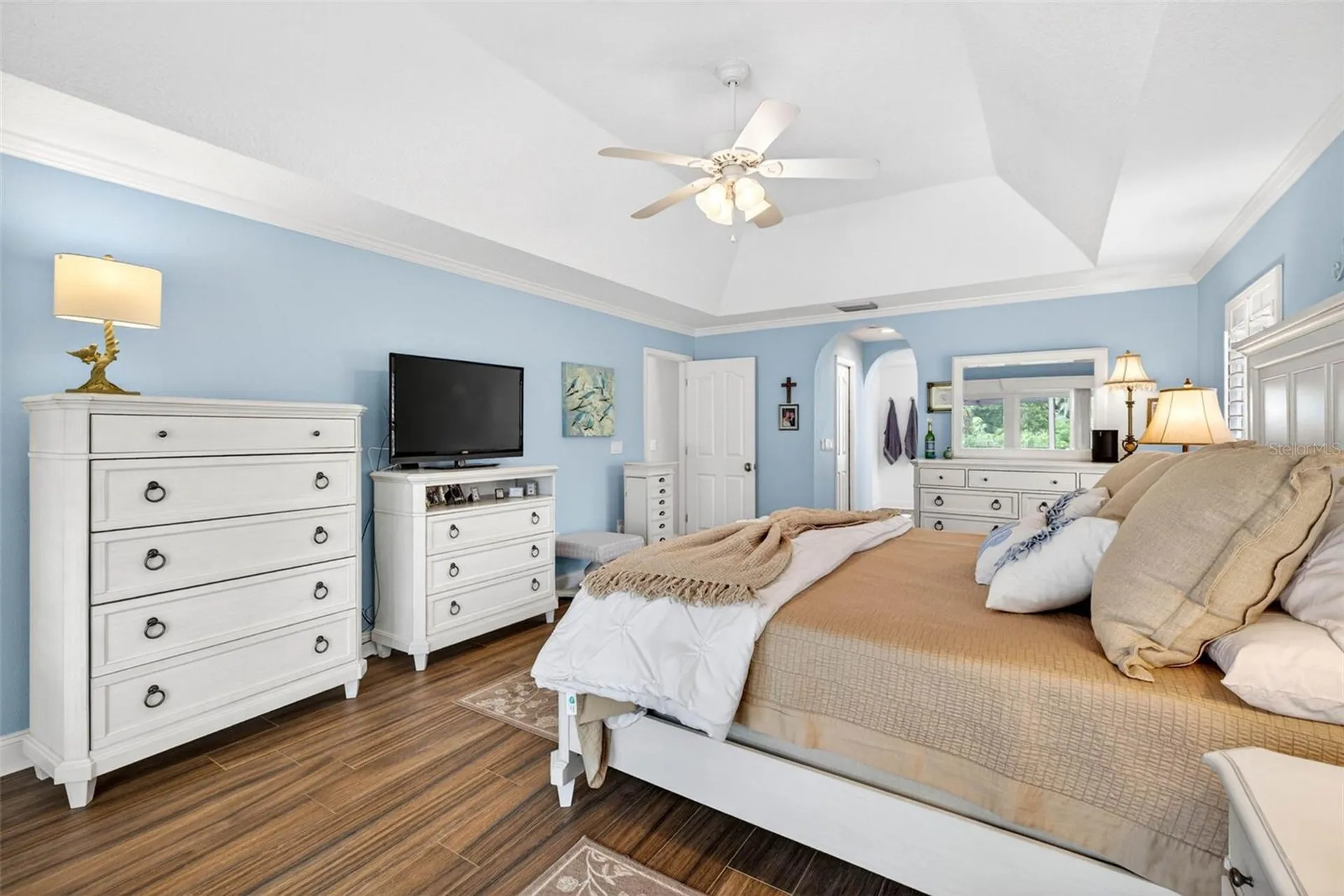 3904 S Nine Drive Valrico FL 33596