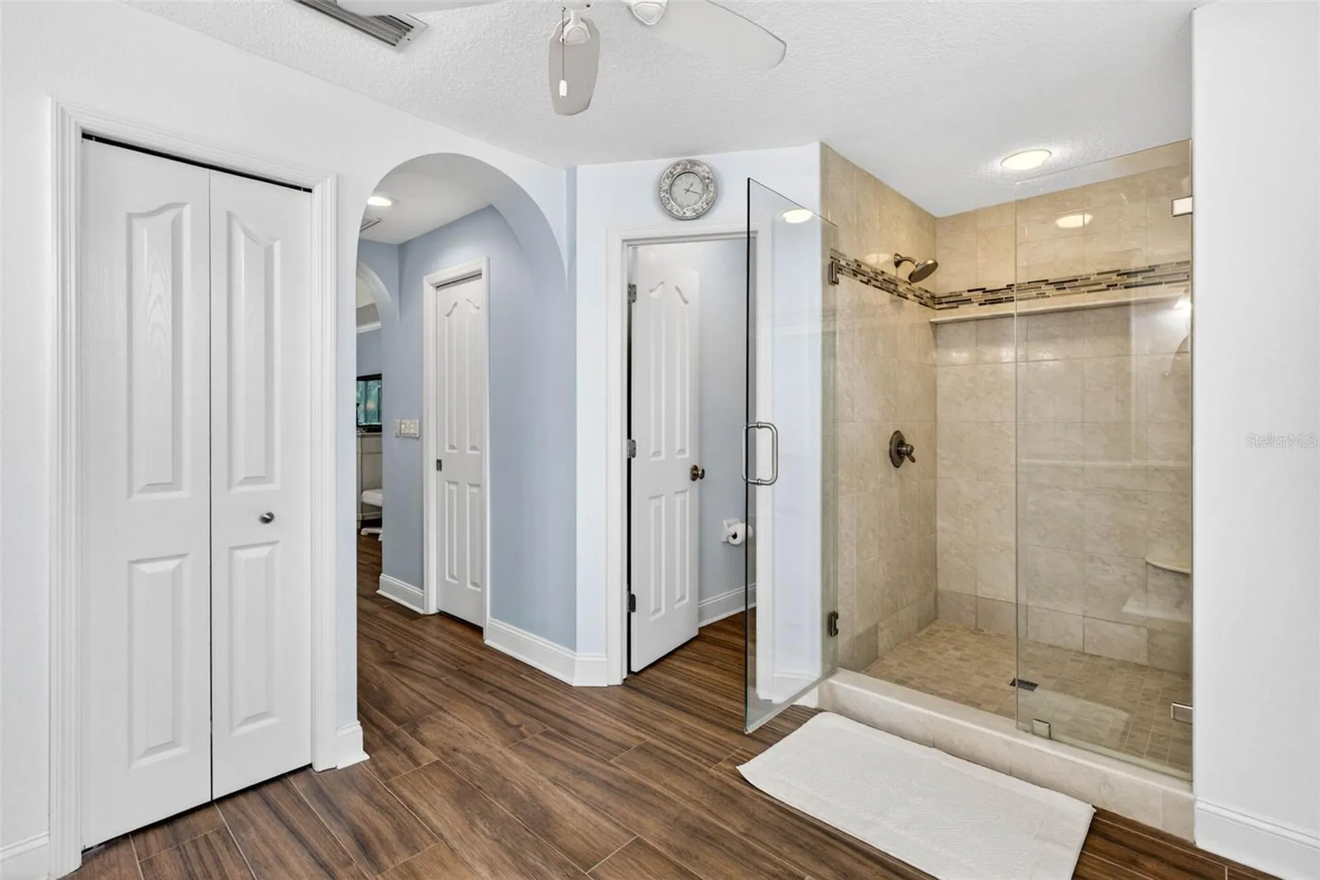 3904 S Nine Drive Valrico FL 33596