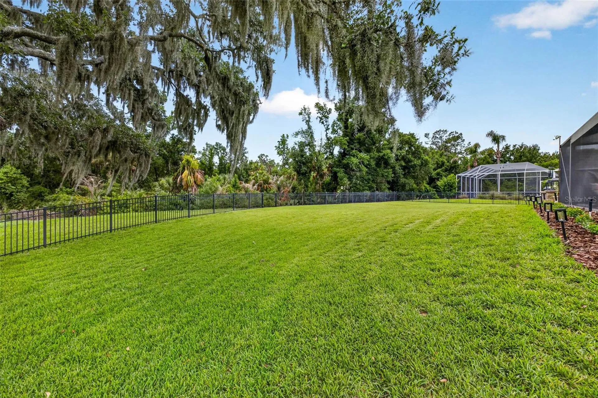 3904 S Nine Drive Valrico FL 33596