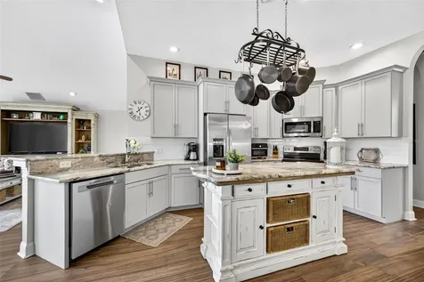 3904 S Nine Drive Valrico FL 33596