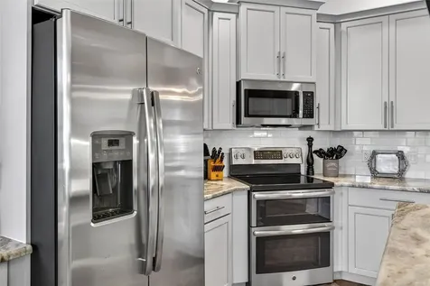 3904 S Nine Drive Valrico FL 33596