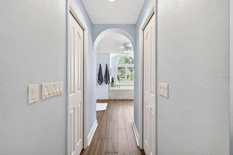 3904 S Nine Drive Valrico FL 33596