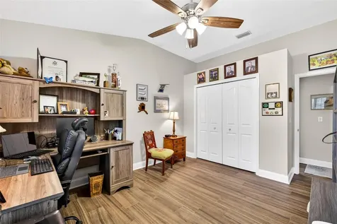 3904 S Nine Drive Valrico FL 33596