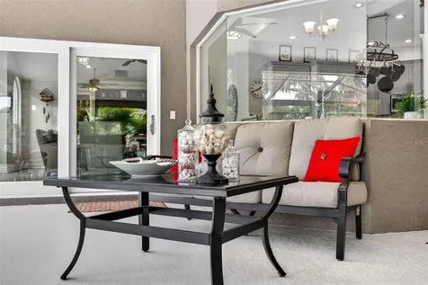 3904 S Nine Drive Valrico FL 33596
