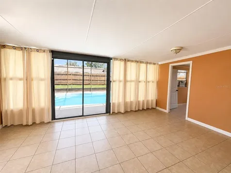348 Cornwallis Court Kissimmee FL 34758