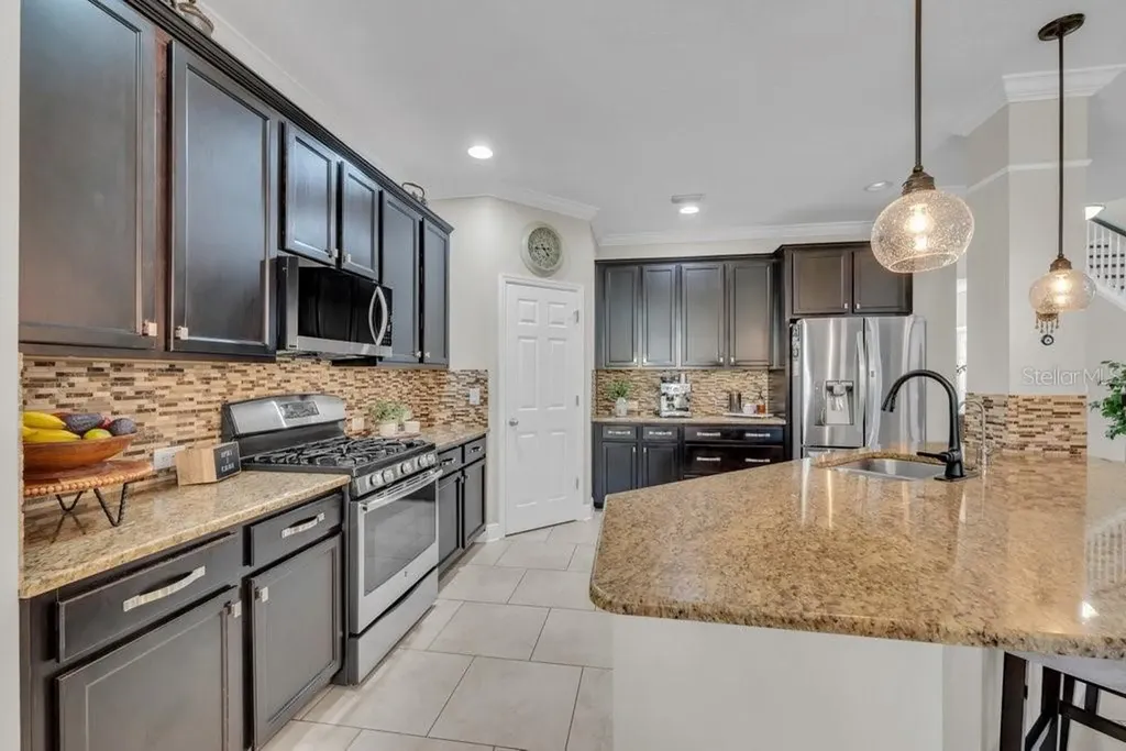 16216 Bayberry View Drive Lithia FL 33547