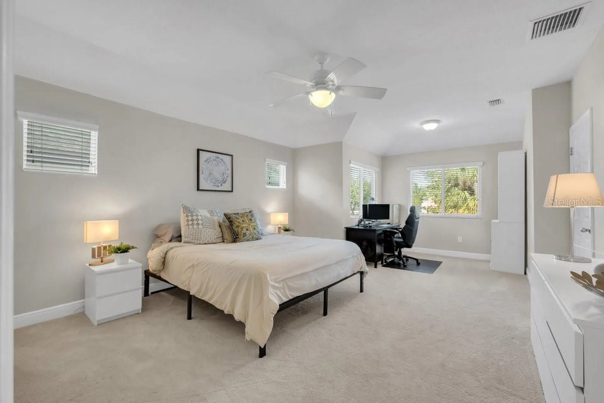 16216 Bayberry View Drive Lithia FL 33547