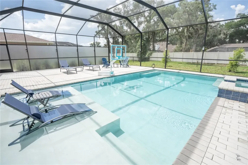 113 Brookover Lane Brandon FL 33511