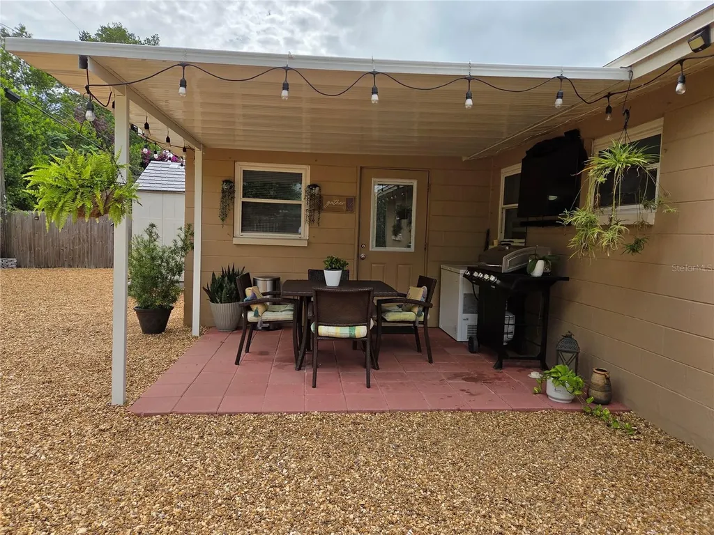4834 Gaslight Avenue Holiday FL 34690