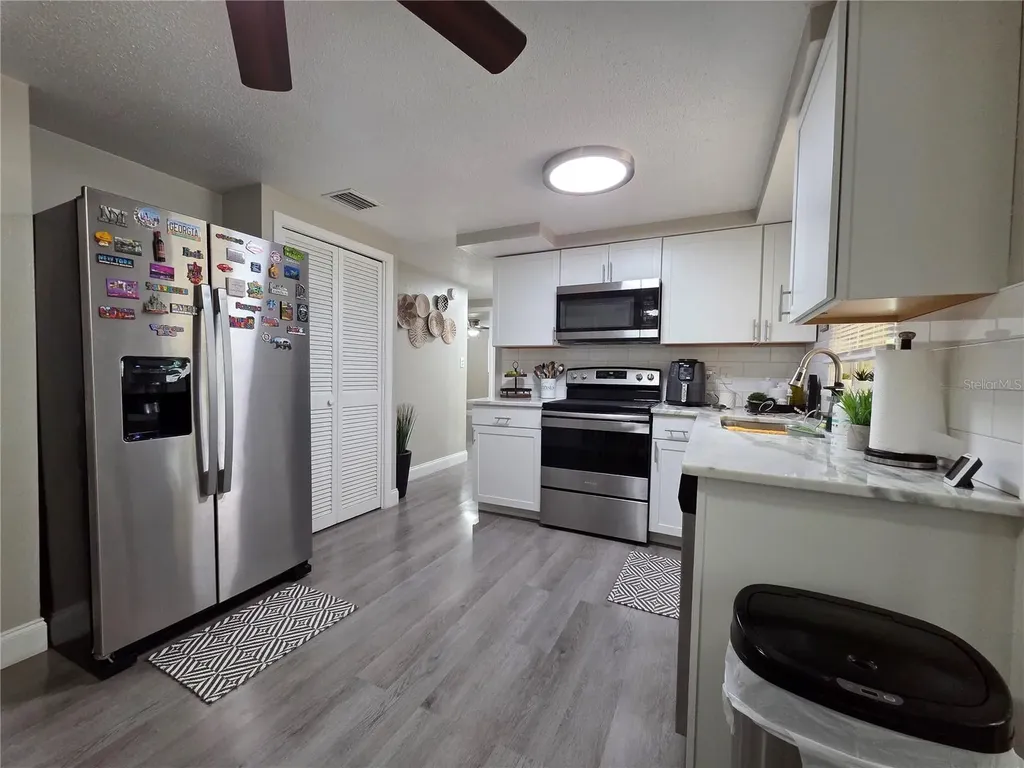 4834 Gaslight Avenue Holiday FL 34690