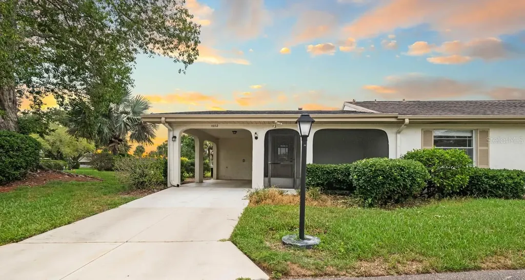 1602 Hovington Circle Sun City Center FL 33573