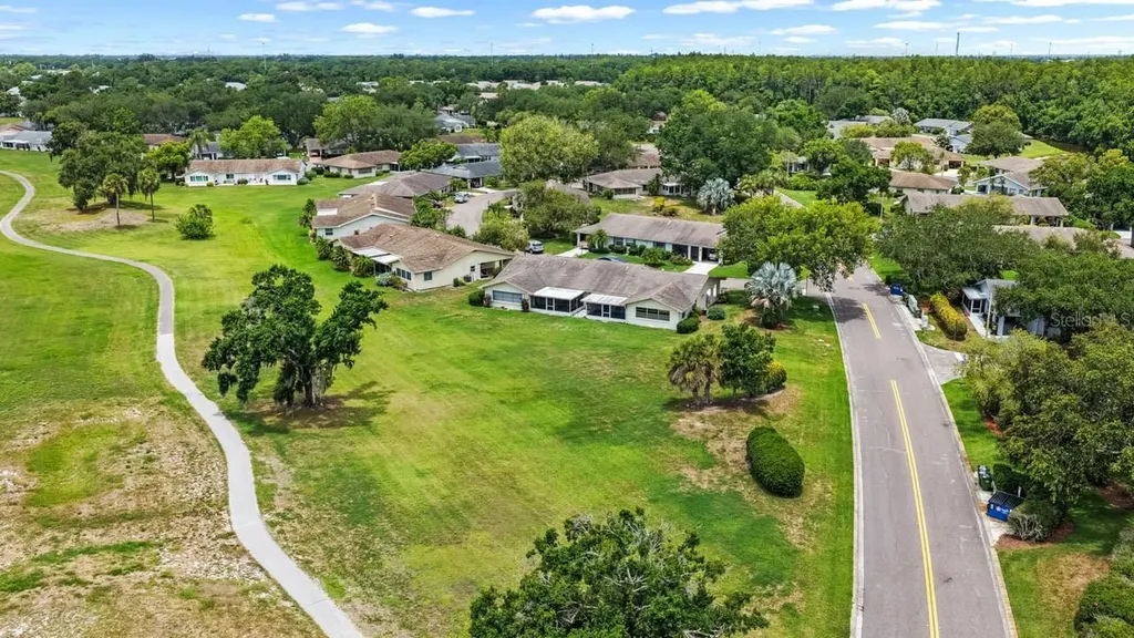 1602 Hovington Circle Sun City Center FL 33573