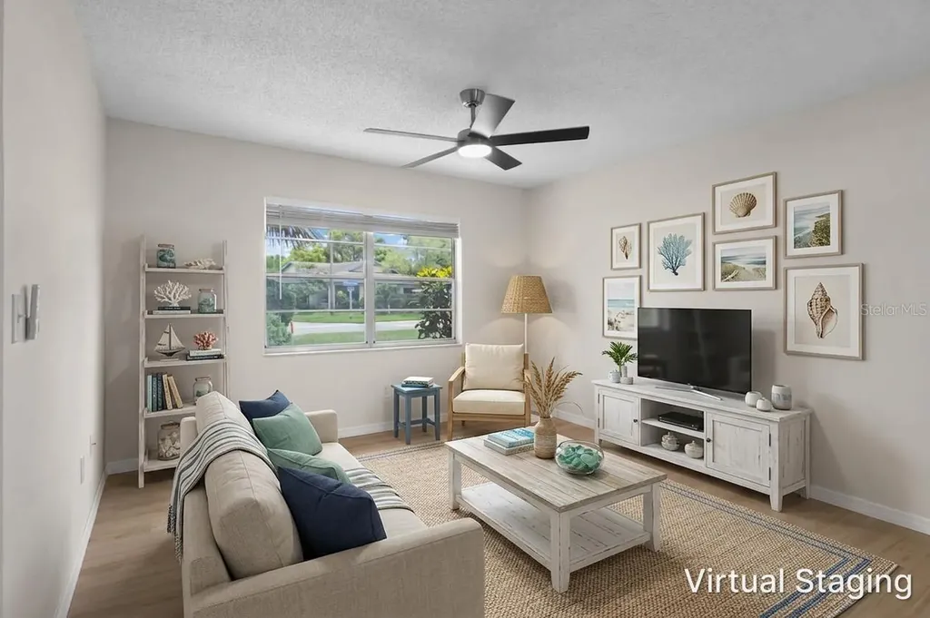 1602 Hovington Circle Sun City Center FL 33573