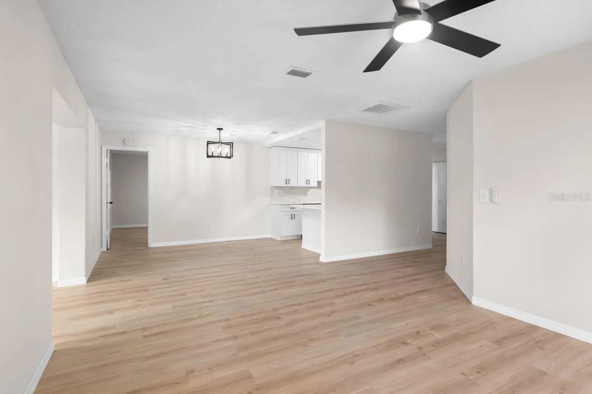 1602 Hovington Circle Sun City Center FL 33573