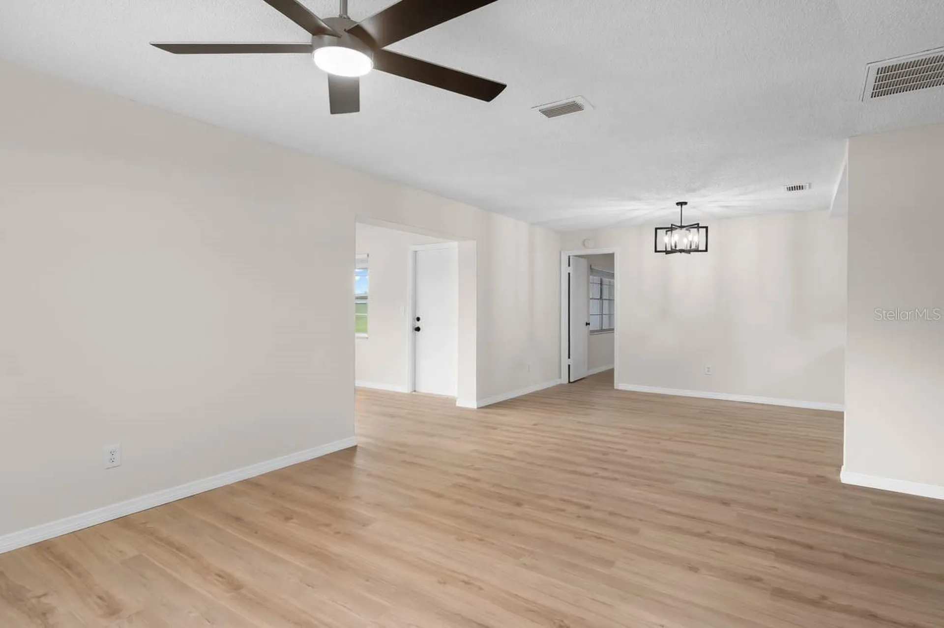 1602 Hovington Circle Sun City Center FL 33573