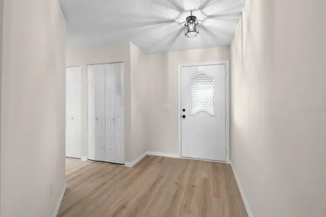 1602 Hovington Circle Sun City Center FL 33573