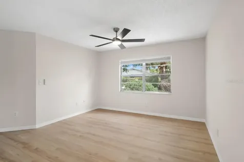 1602 Hovington Circle Sun City Center FL 33573