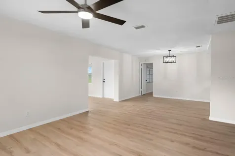1602 Hovington Circle Sun City Center FL 33573