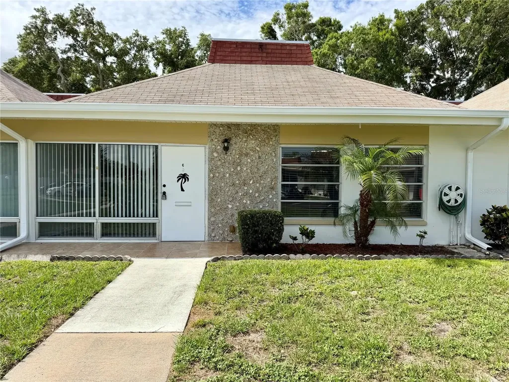 4313 Tahitian Gardens Circle Holiday FL 34691