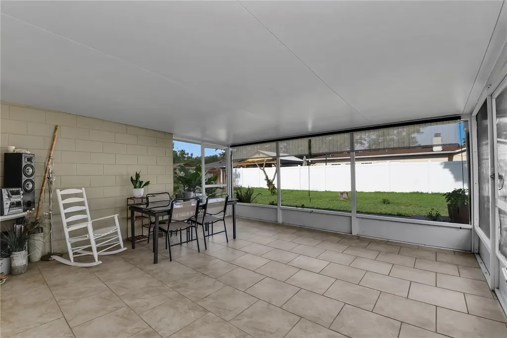 2806 Moss Grove Boulevard Orlando FL 32807