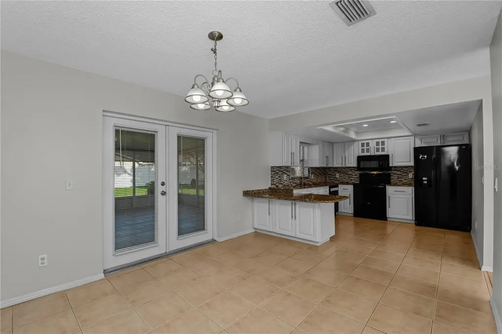 2806 Moss Grove Boulevard Orlando FL 32807