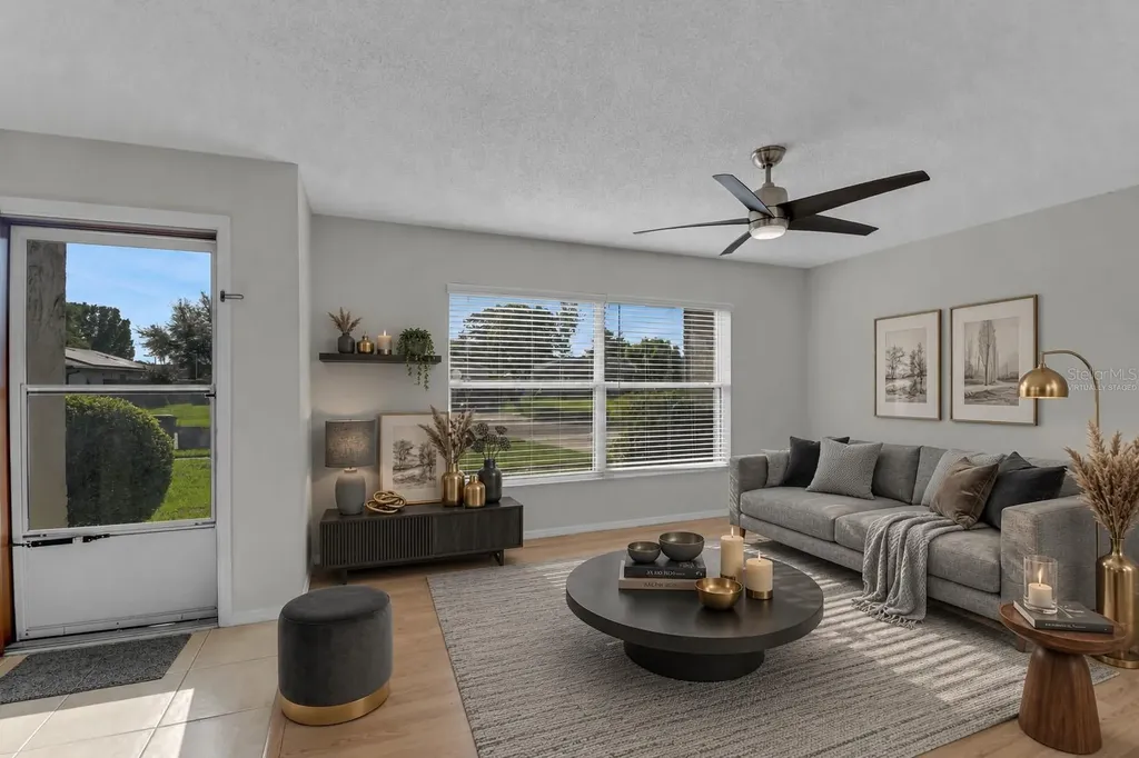 2806 Moss Grove Boulevard Orlando FL 32807