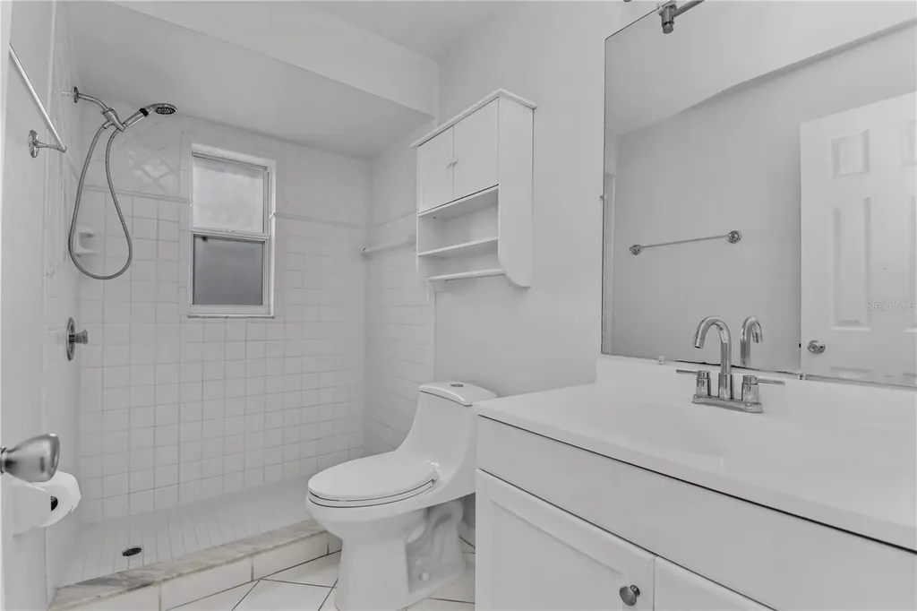 2806 Moss Grove Boulevard Orlando FL 32807