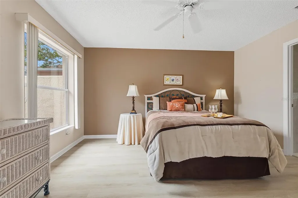 867 Oviedo Road Lady Lake FL 32159