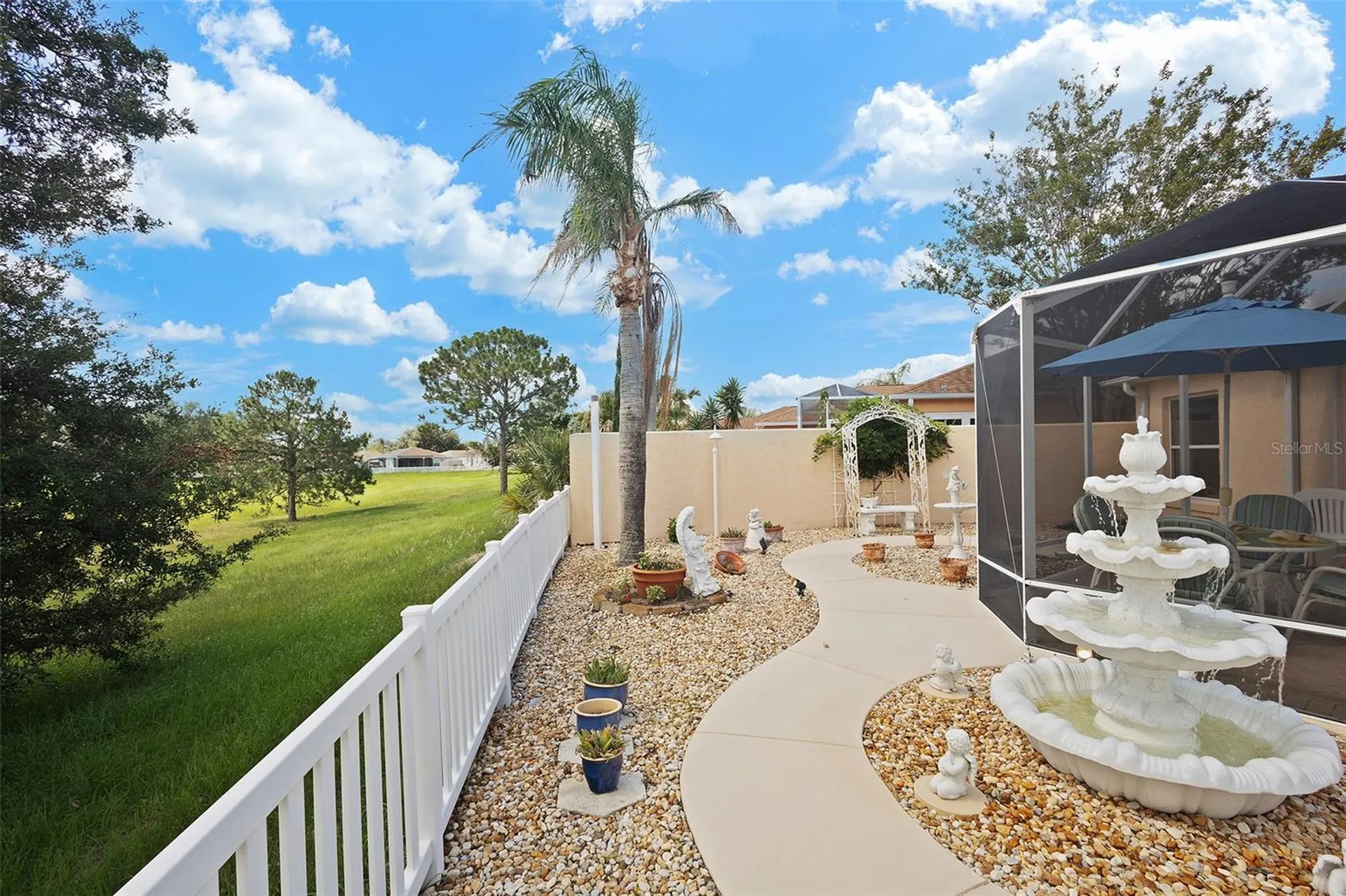 867 Oviedo Road Lady Lake FL 32159