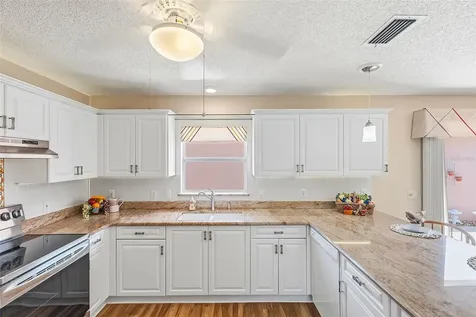 867 Oviedo Road Lady Lake FL 32159