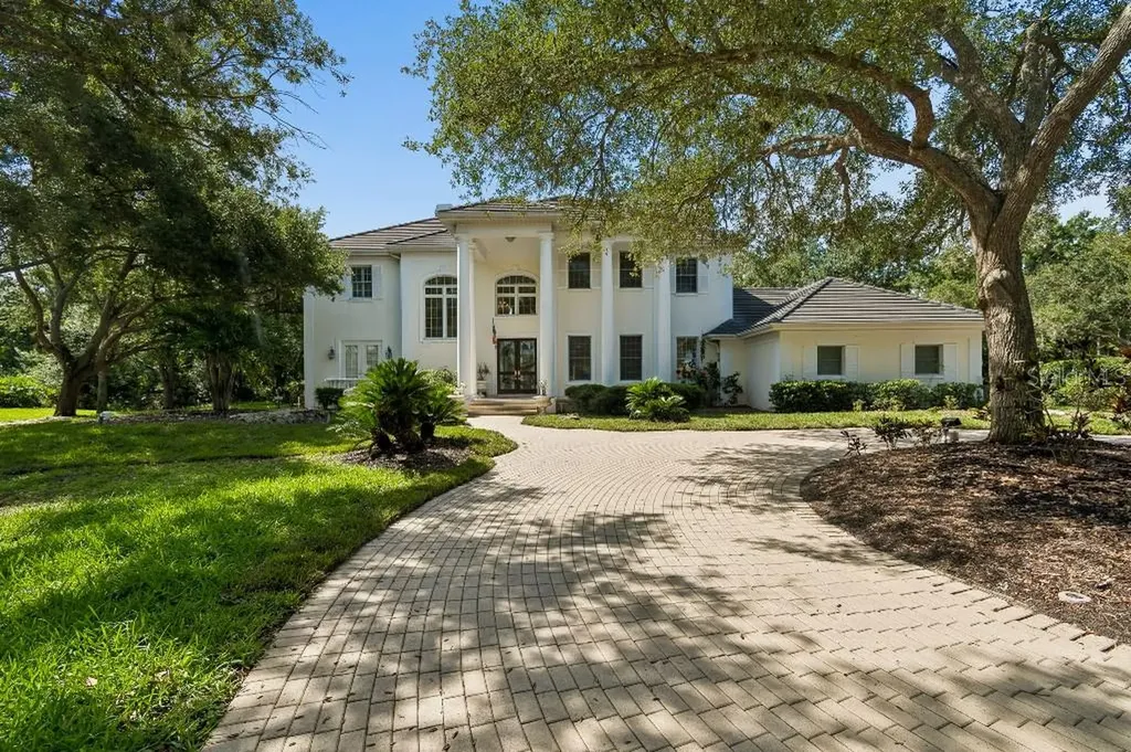 2984 Jeff Myers Circle Sarasota FL 34240